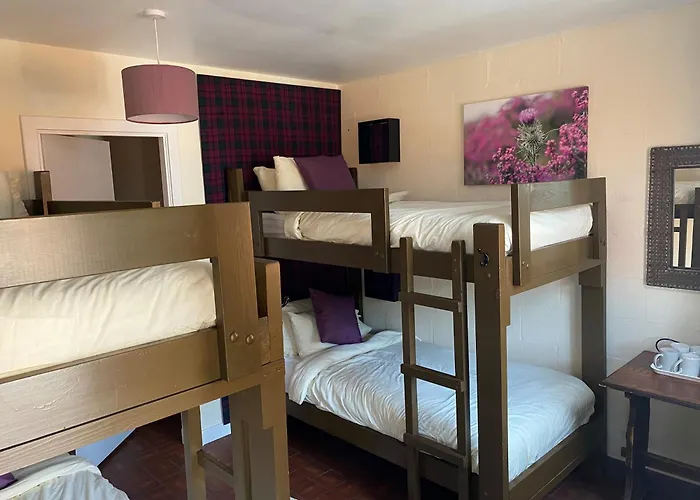 Loch Ness Backpackers Lodge