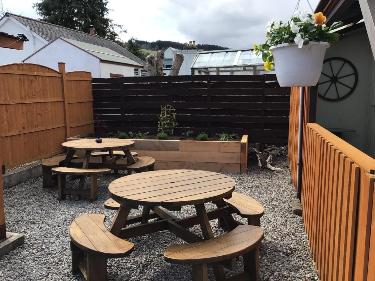 Hostal Loch Ness Backpackers *
